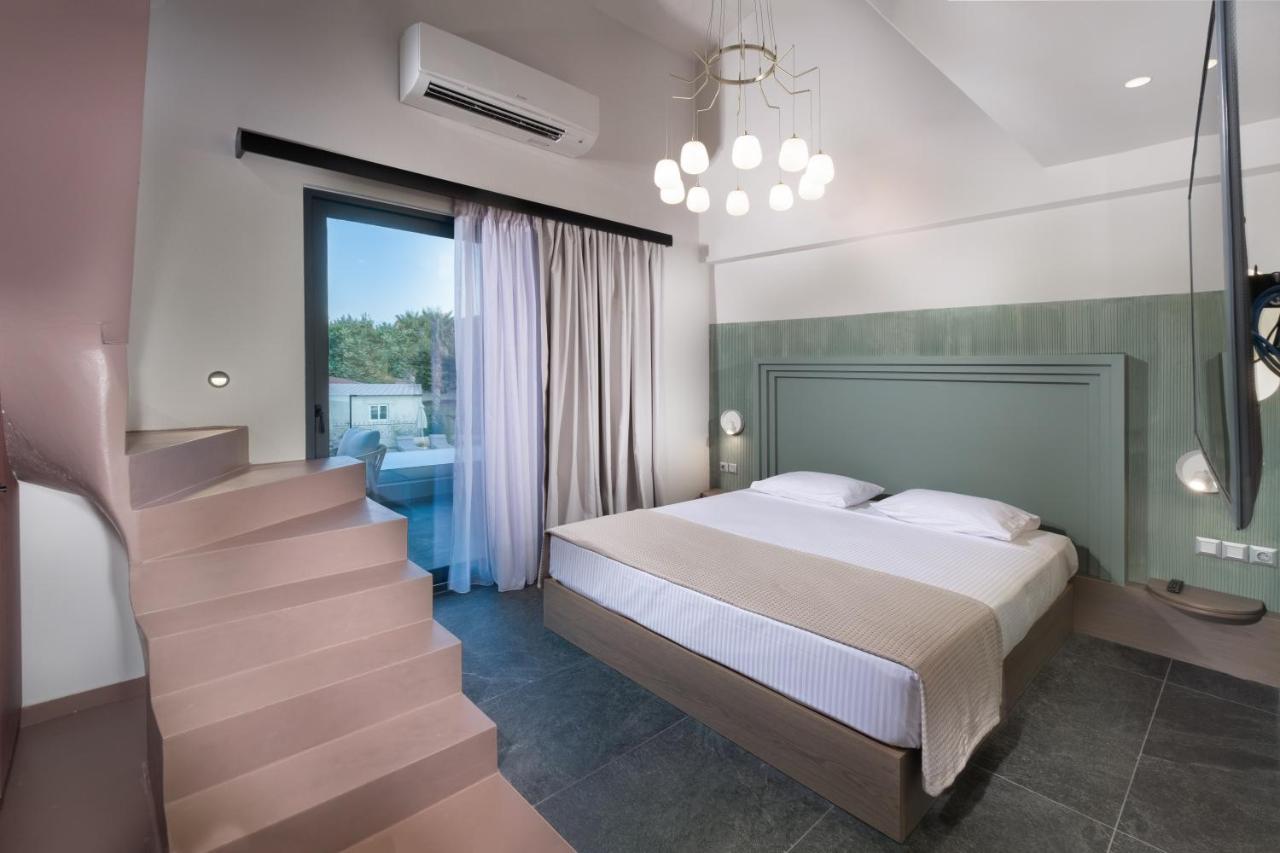 Callisti Suites Sarti Buitenkant foto