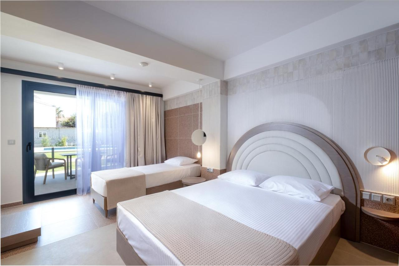 Callisti Suites Sarti Buitenkant foto