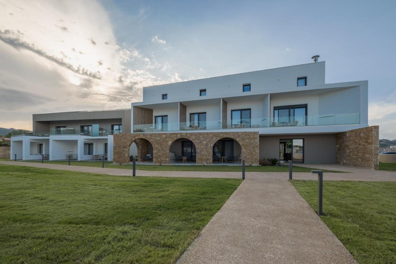 Callisti Suites Sarti Buitenkant foto