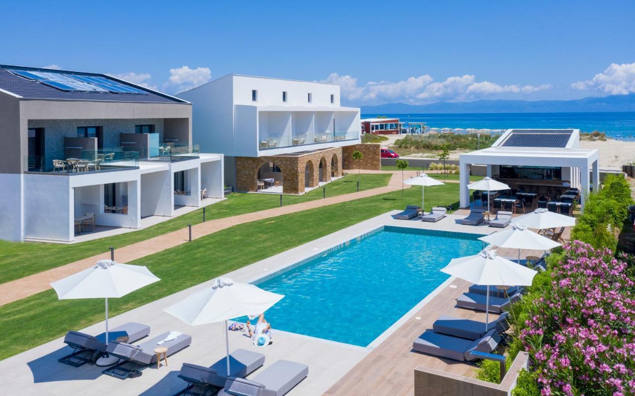 Callisti Suites Sarti Buitenkant foto