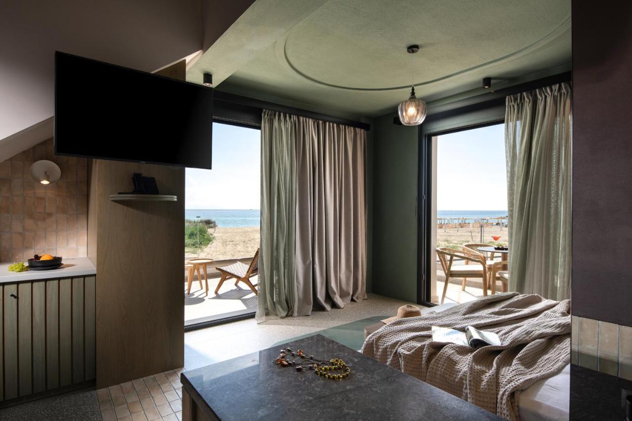 Callisti Suites Sarti Buitenkant foto