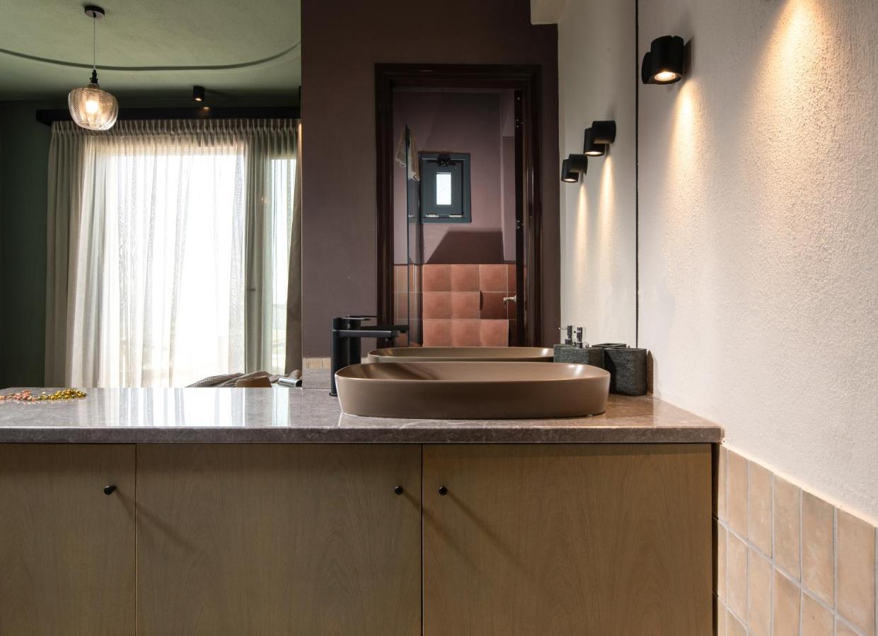 Callisti Suites Sarti Buitenkant foto